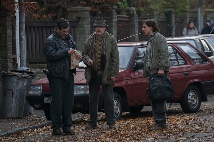 Devadesatky screen.jpg